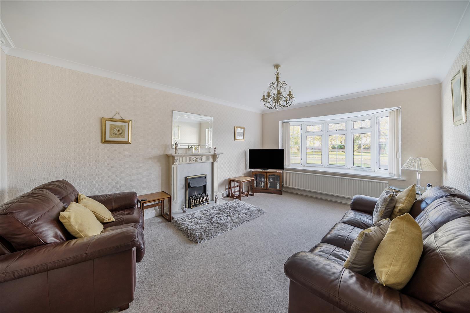 The Dell, Pontlliw, Swansea, SA4 9ET